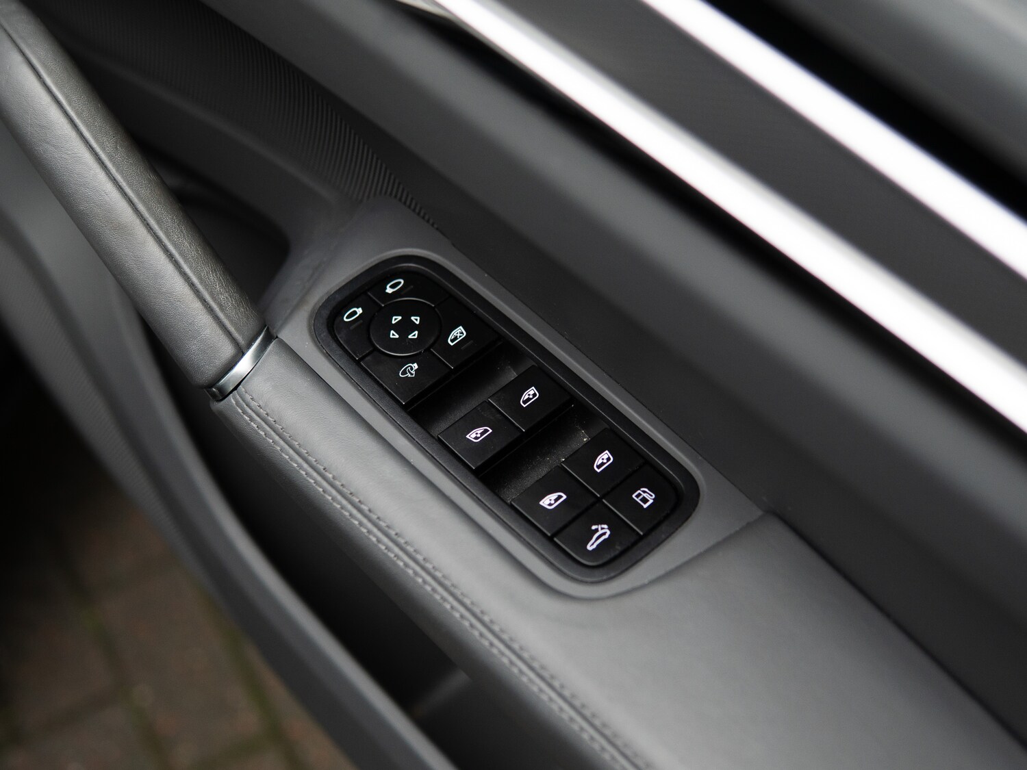 Used Porsche Cayenne 2022 for sale - 76627430: Photo 34