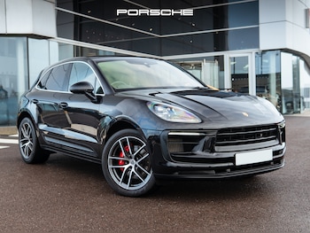 Used Porsche Macan 2023 for sale - 76508947: Photo