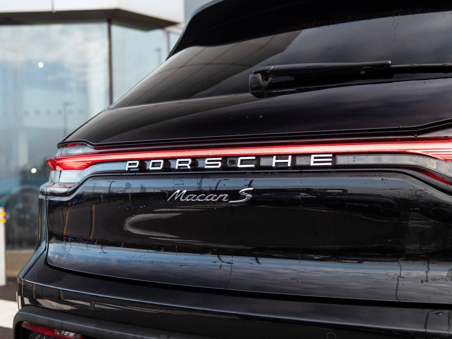 Used Porsche Macan 2023 for sale - 76508947: Photo 25