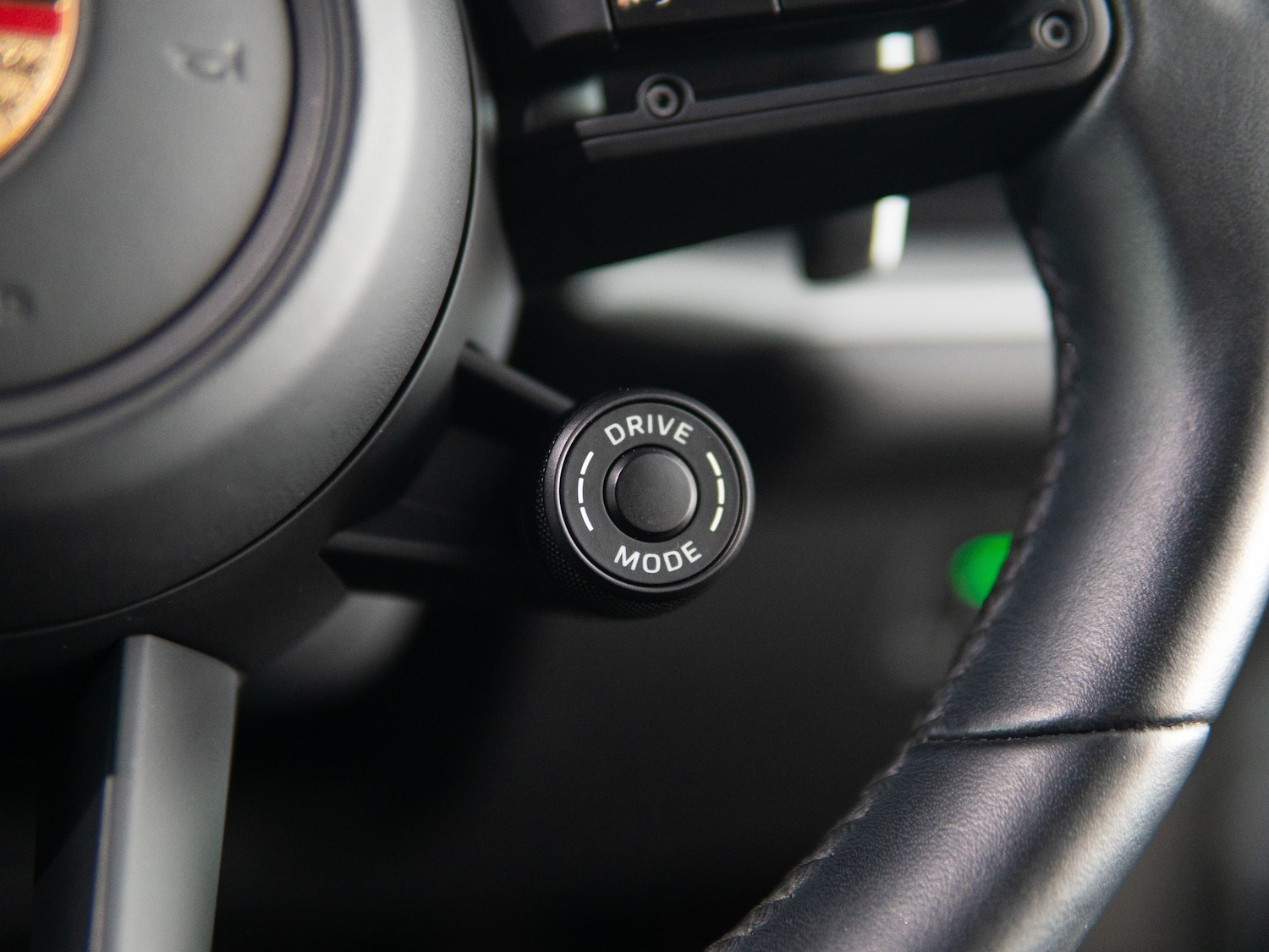 Used Porsche Cayenne 2024 for sale - 76884292: Photo 12