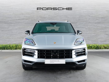 Used Porsche Cayenne 2024 for sale - 76884292: Photo