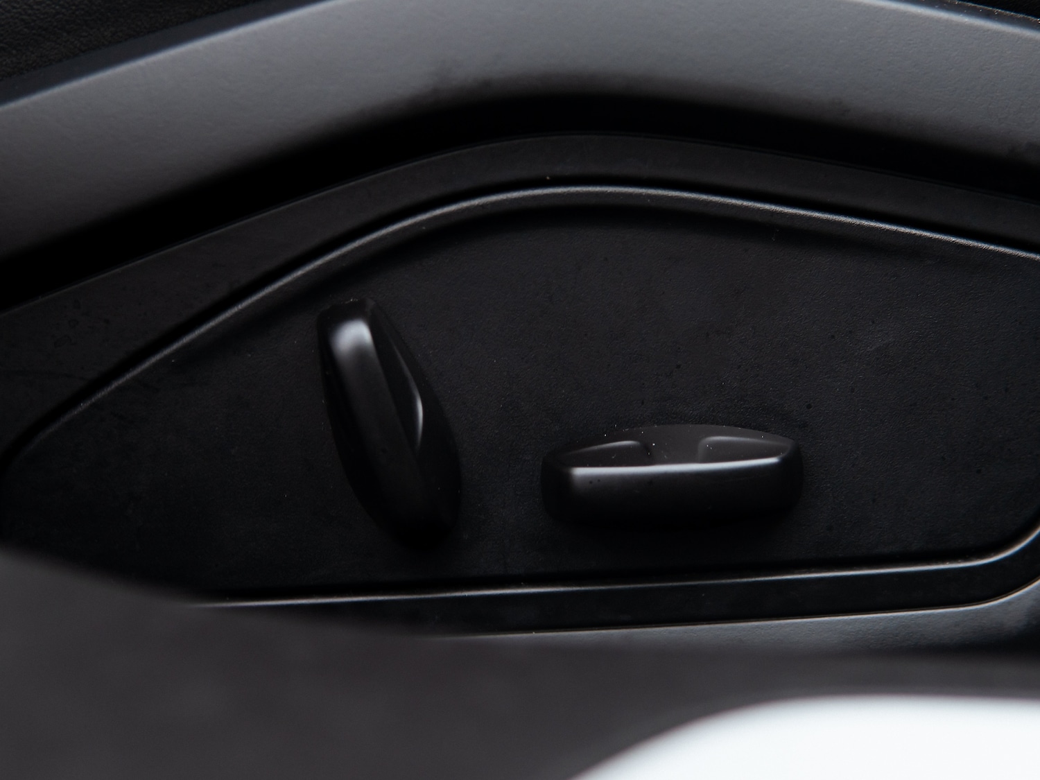 Used Porsche Taycan 2021 for sale - 76573807: Photo 27