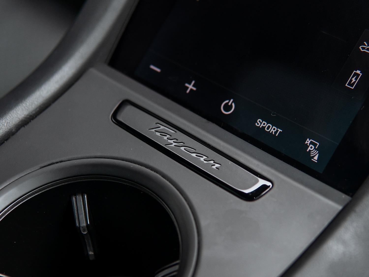 Used Porsche Taycan 2021 for sale - 76573807: Photo 31