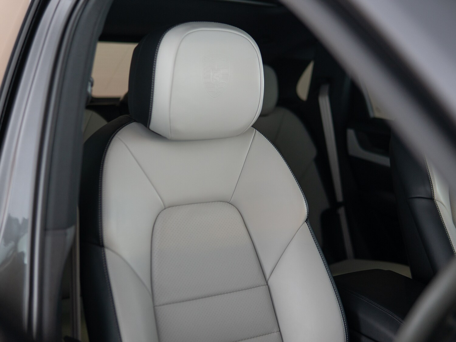 Used Porsche Cayenne 2023 for sale - 76627434: Photo 10