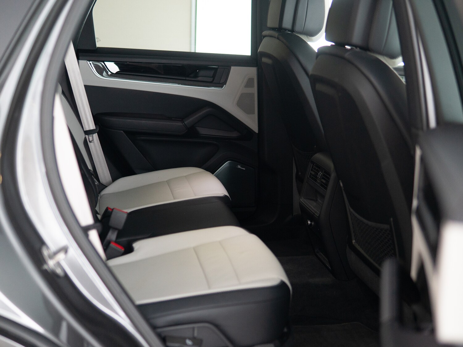 Used Porsche Cayenne 2023 for sale - 76627434: Photo 39