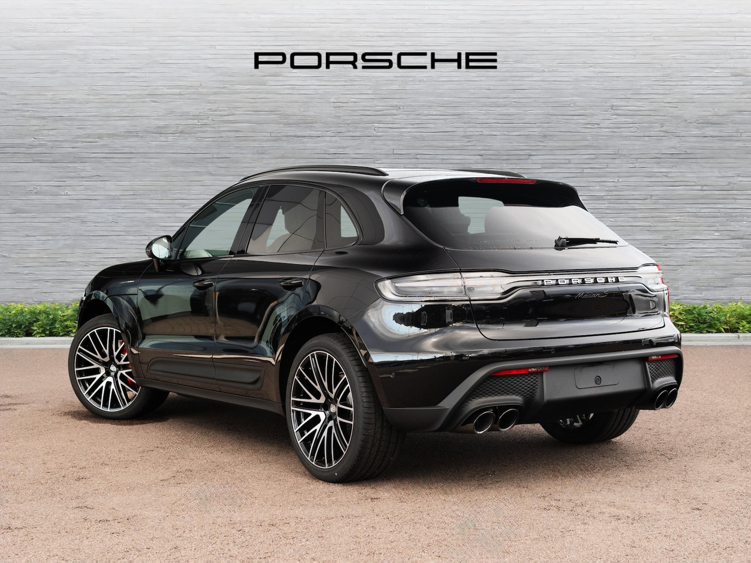 Used Porsche Macan 2025 for sale - 77118098: Photo 2