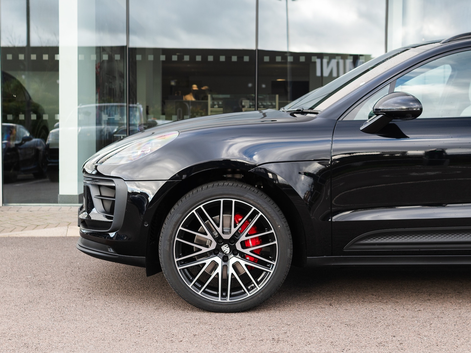 Used Porsche Macan 2025 for sale - 77118098: Photo 31