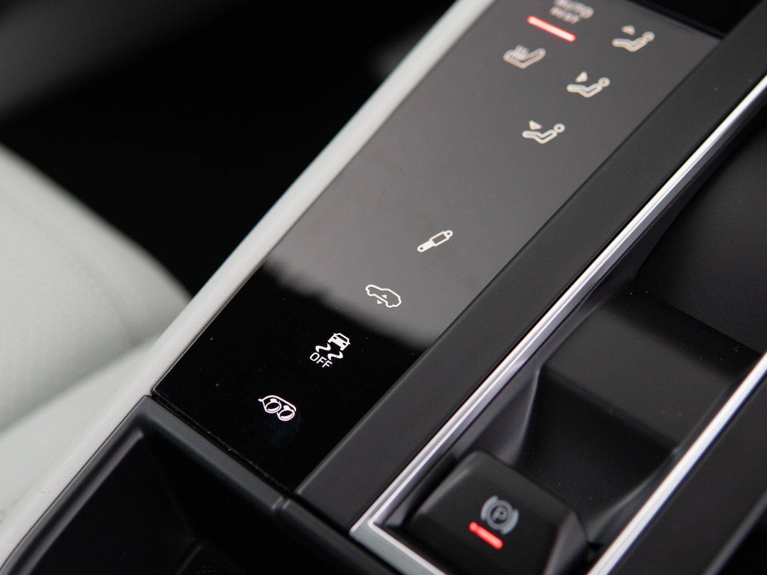 Used Porsche Macan 2025 for sale - 77118098: Photo 37