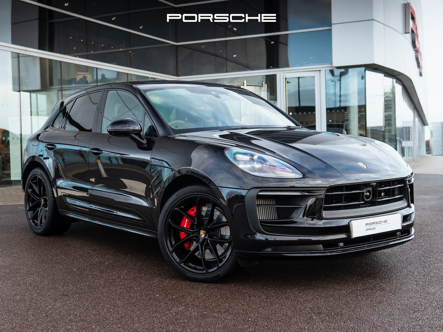 Used Porsche Macan 2024 for sale - 76557842: Photo 1
