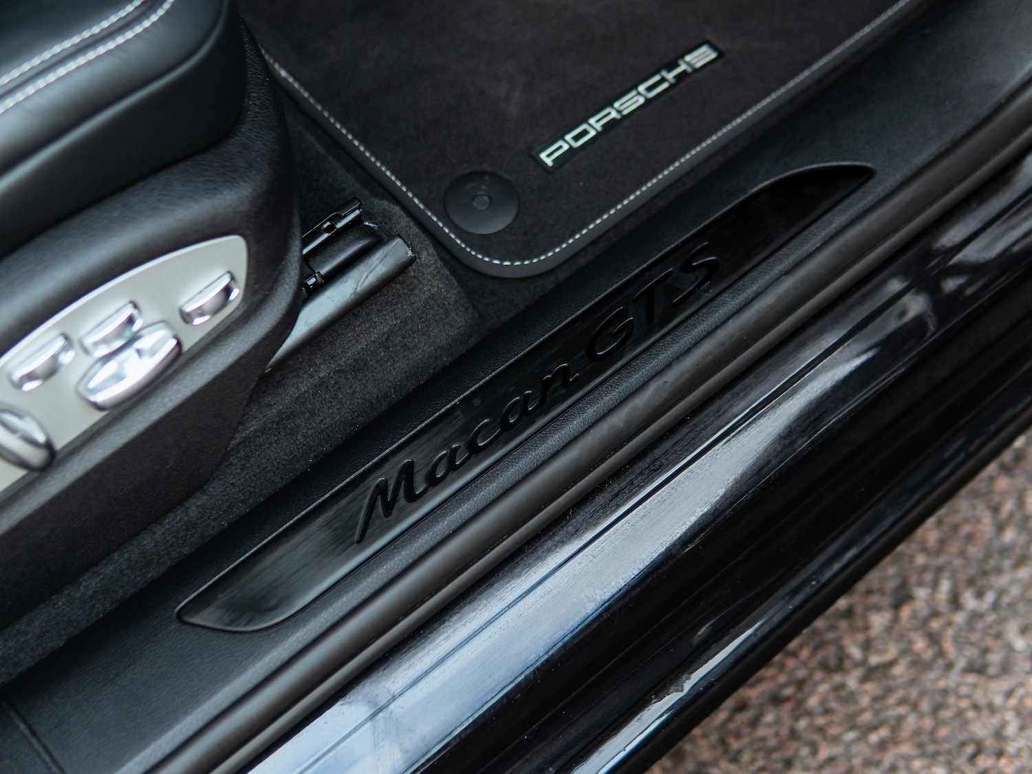 Used Porsche Macan 2024 for sale - 76557842: Photo 13