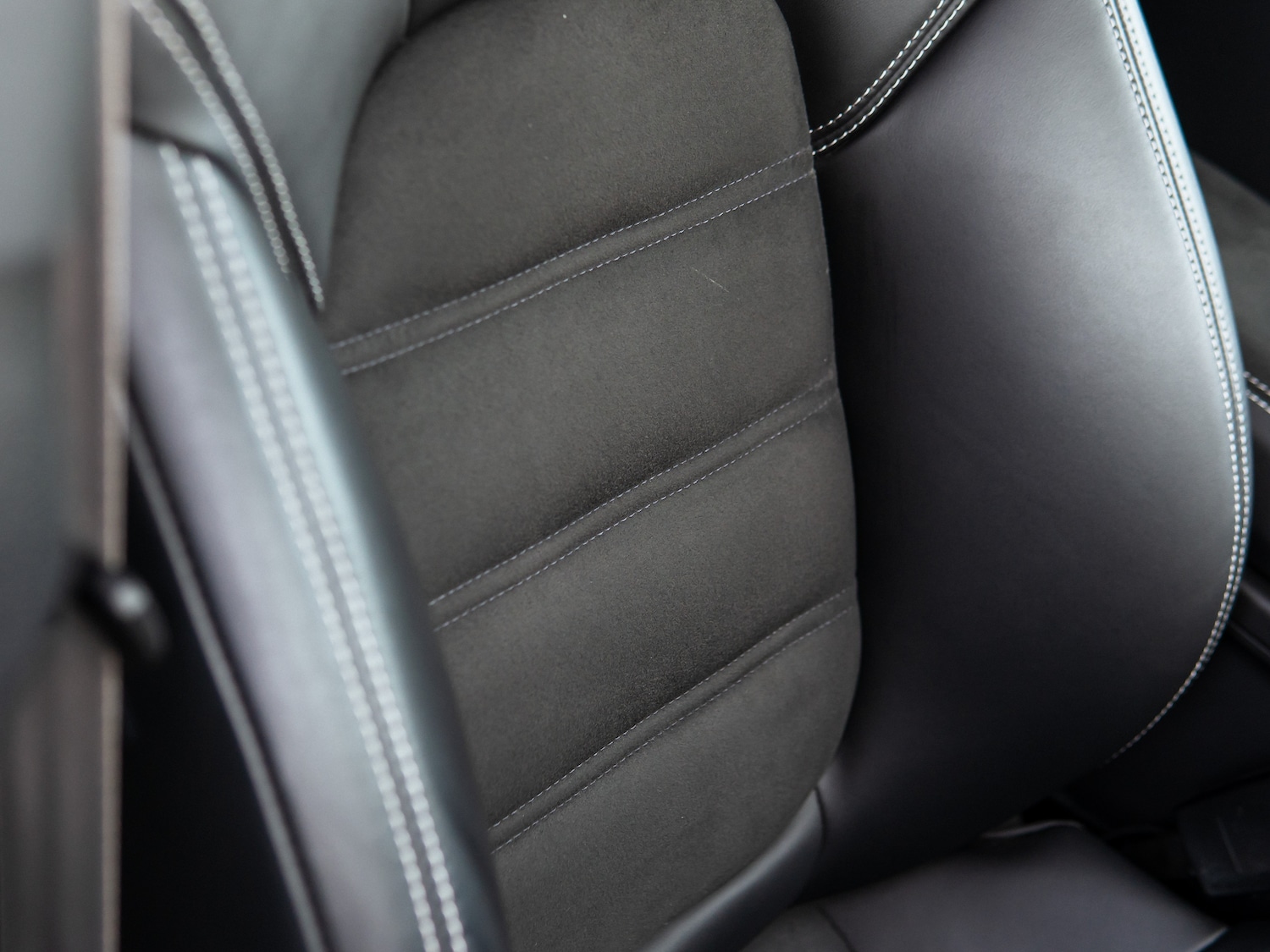 Used Porsche Macan 2024 for sale - 76557842: Photo 43