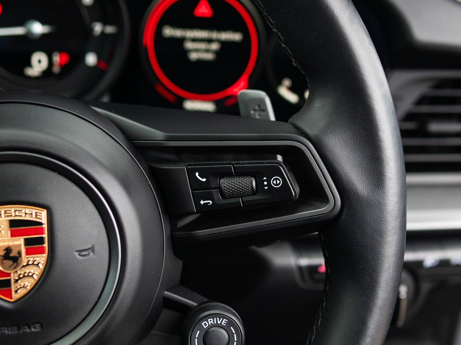 Used Porsche 911 2024 for sale - 76332991: Photo 17