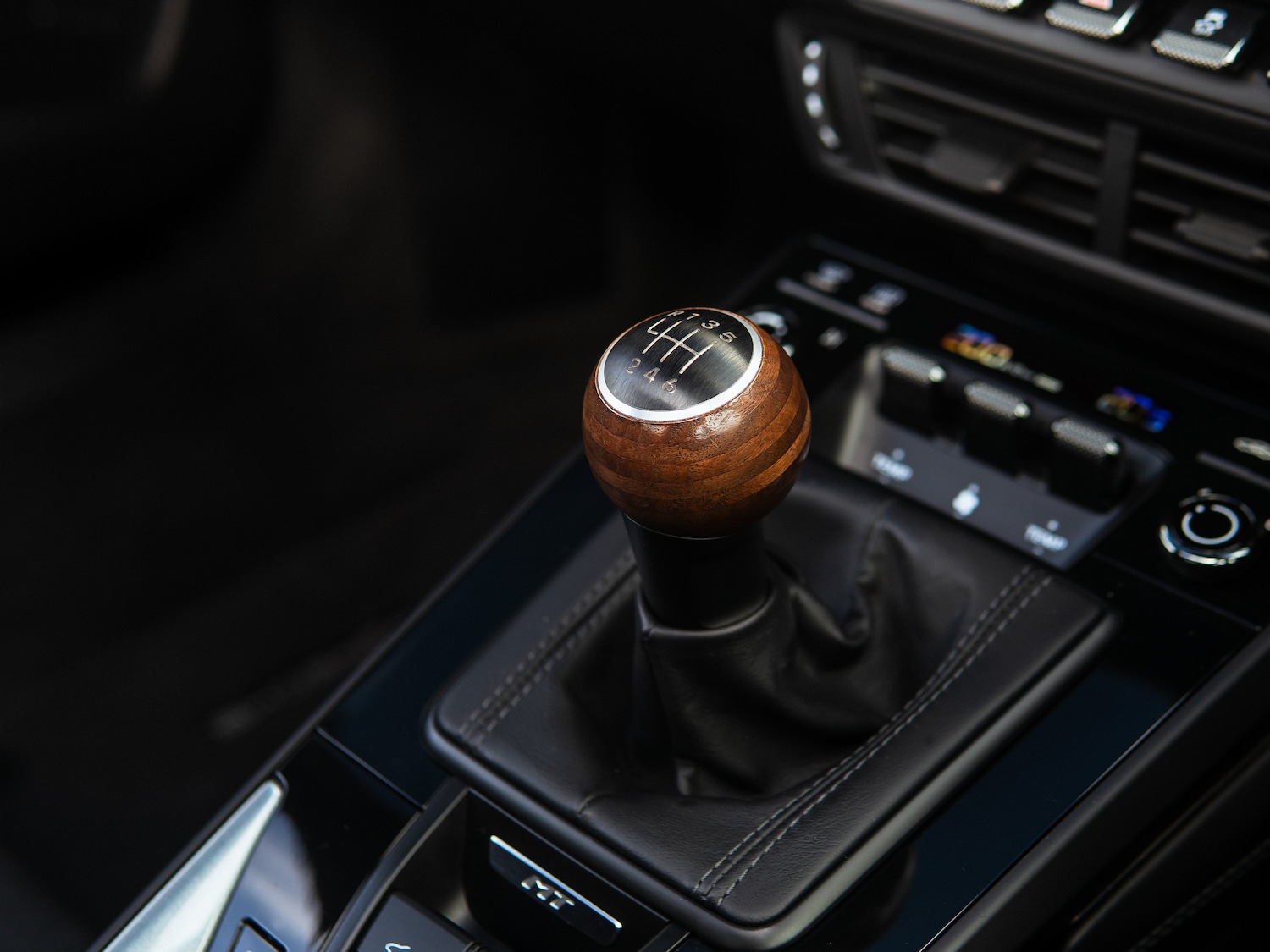 Used Porsche 911 2025 for sale - 77905639: Photo 9