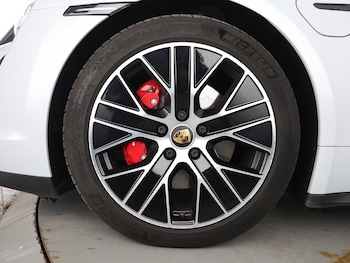 Used Porsche Taycan 2022 for sale - 75606582: Photo