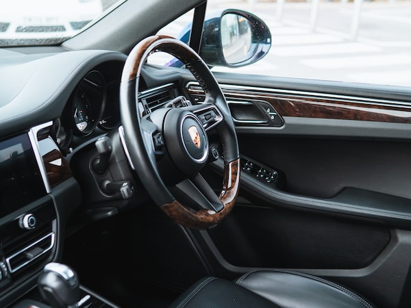 Used Porsche Macan 2022 for sale - 76197122: Photo 29