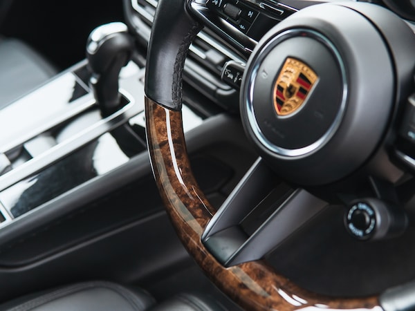 Used Porsche Macan 2022 for sale - 76197122: Photo 32