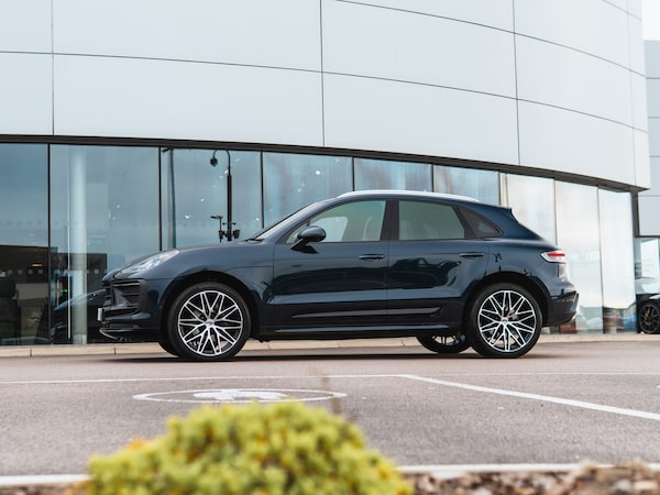 Used Porsche Macan 2022 for sale - 76197122: Photo 4