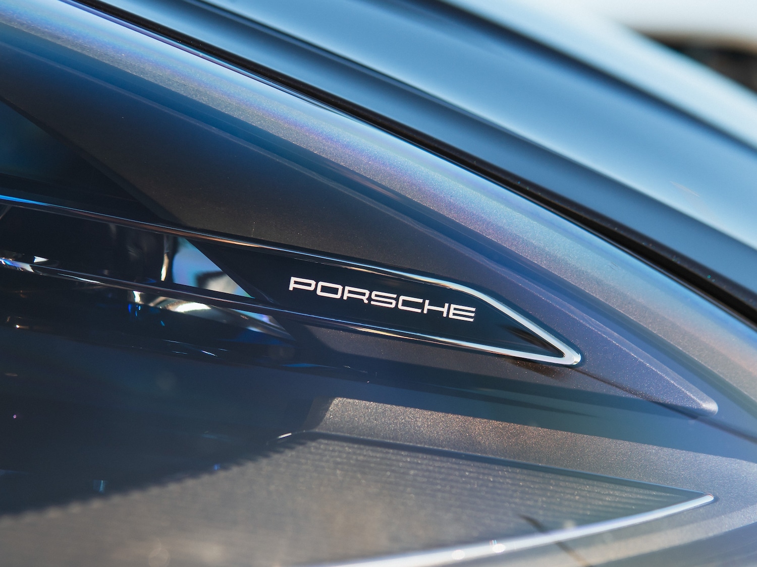 Used Porsche Macan 2023 for sale - 76627429: Photo 25