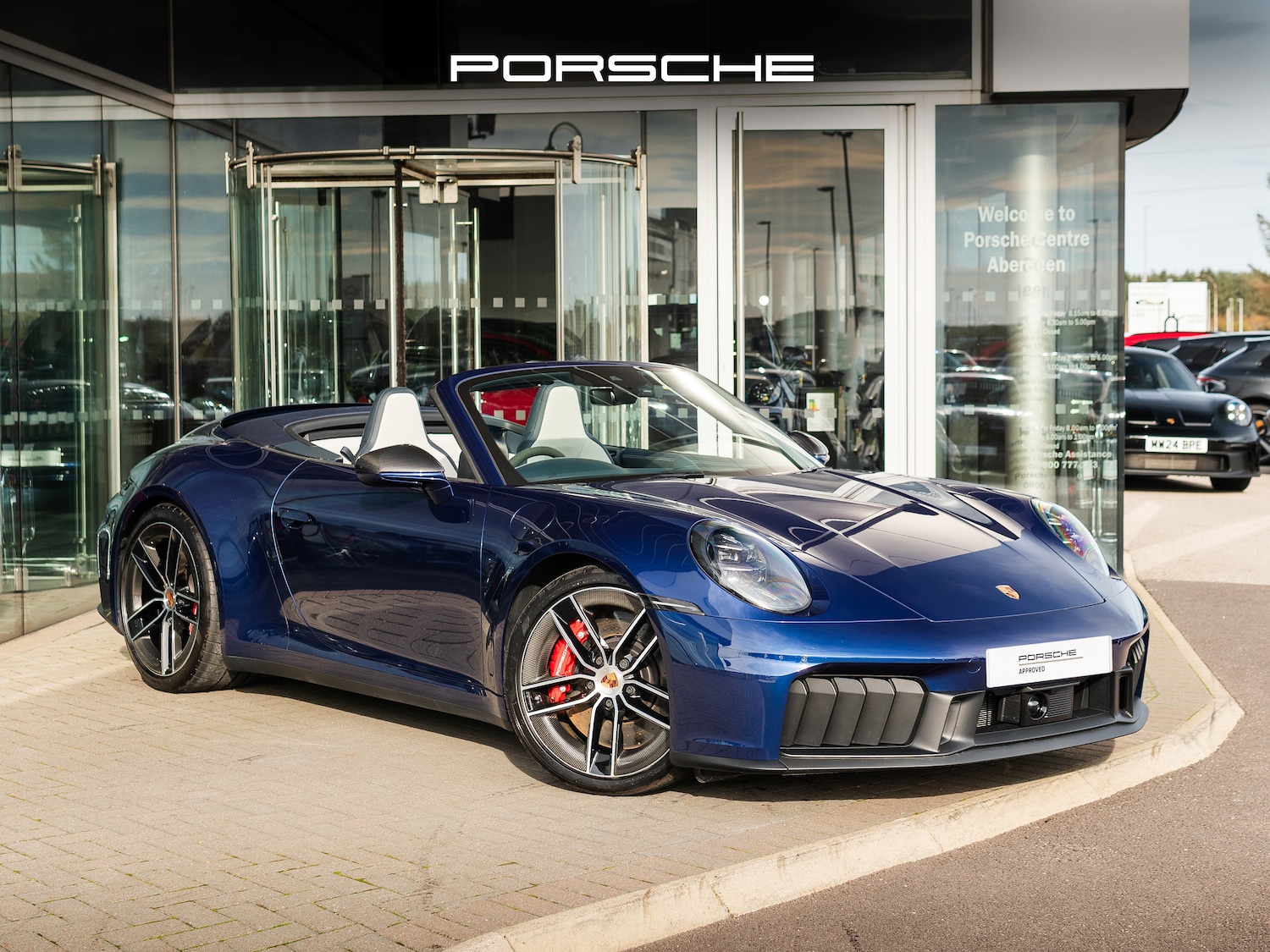 Used Porsche 911 2025 for sale - 76332992: Photo 1