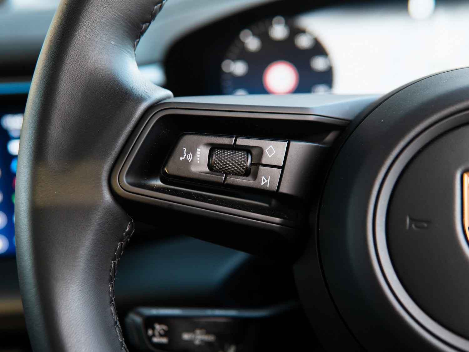 Used Porsche Macan 2024 for sale - 77226230: Photo 24