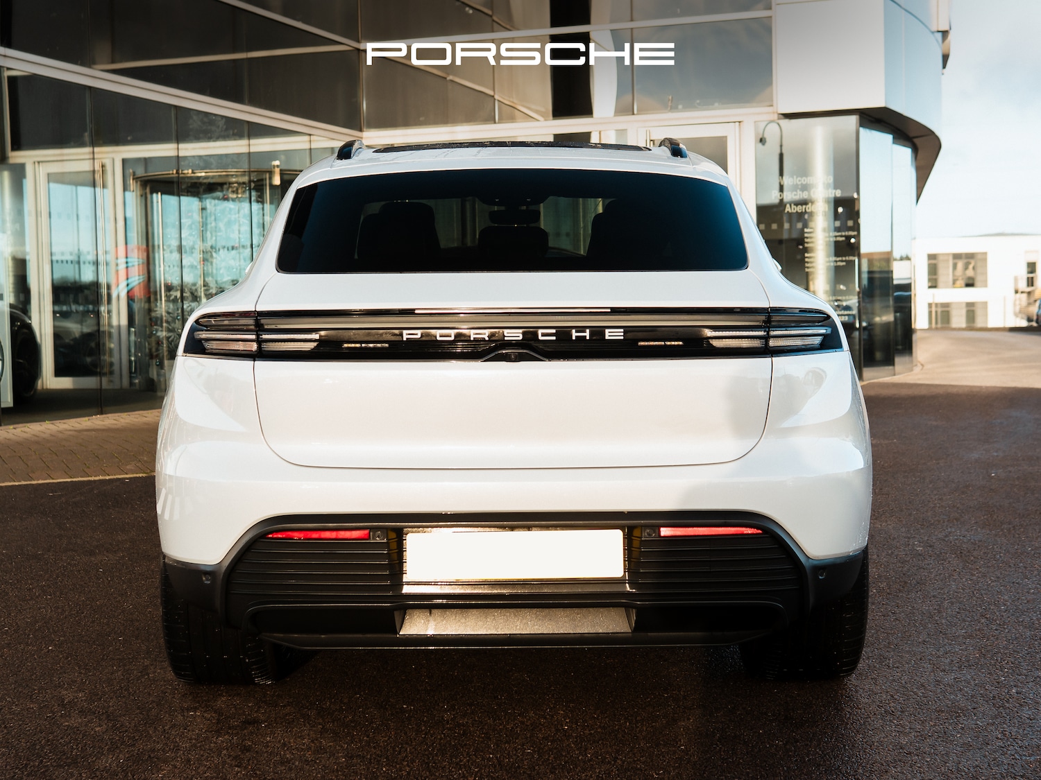 Used Porsche Macan 2024 for sale - 77226230: Photo 6