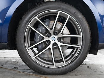 Used Porsche Macan 2025 for sale - 76627432: Photo