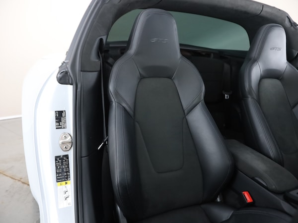 Used Porsche 911 2023 for sale - 76162536: Photo 11