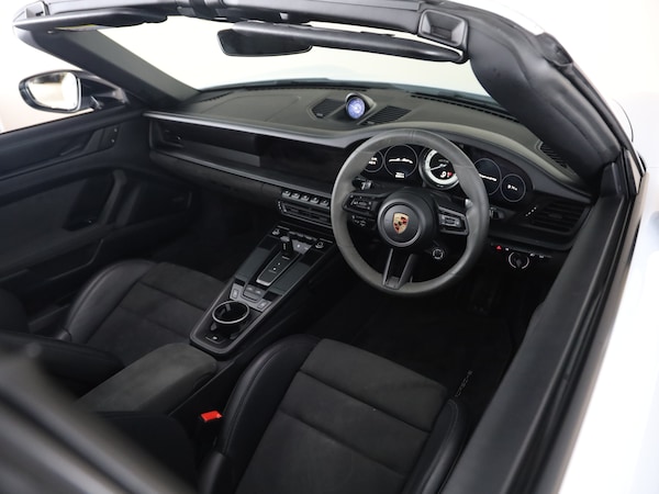 Used Porsche 911 2023 for sale - 76162536: Photo 16