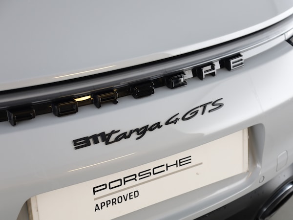 Used Porsche 911 2023 for sale - 76162536: Photo 18