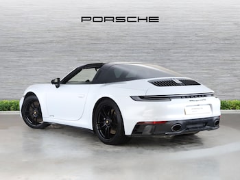 Used Porsche 911 2023 for sale - 76162536: Photo 2