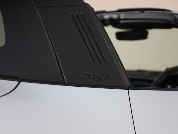 Used Porsche 911 2023 for sale - 76162536: Photo 38