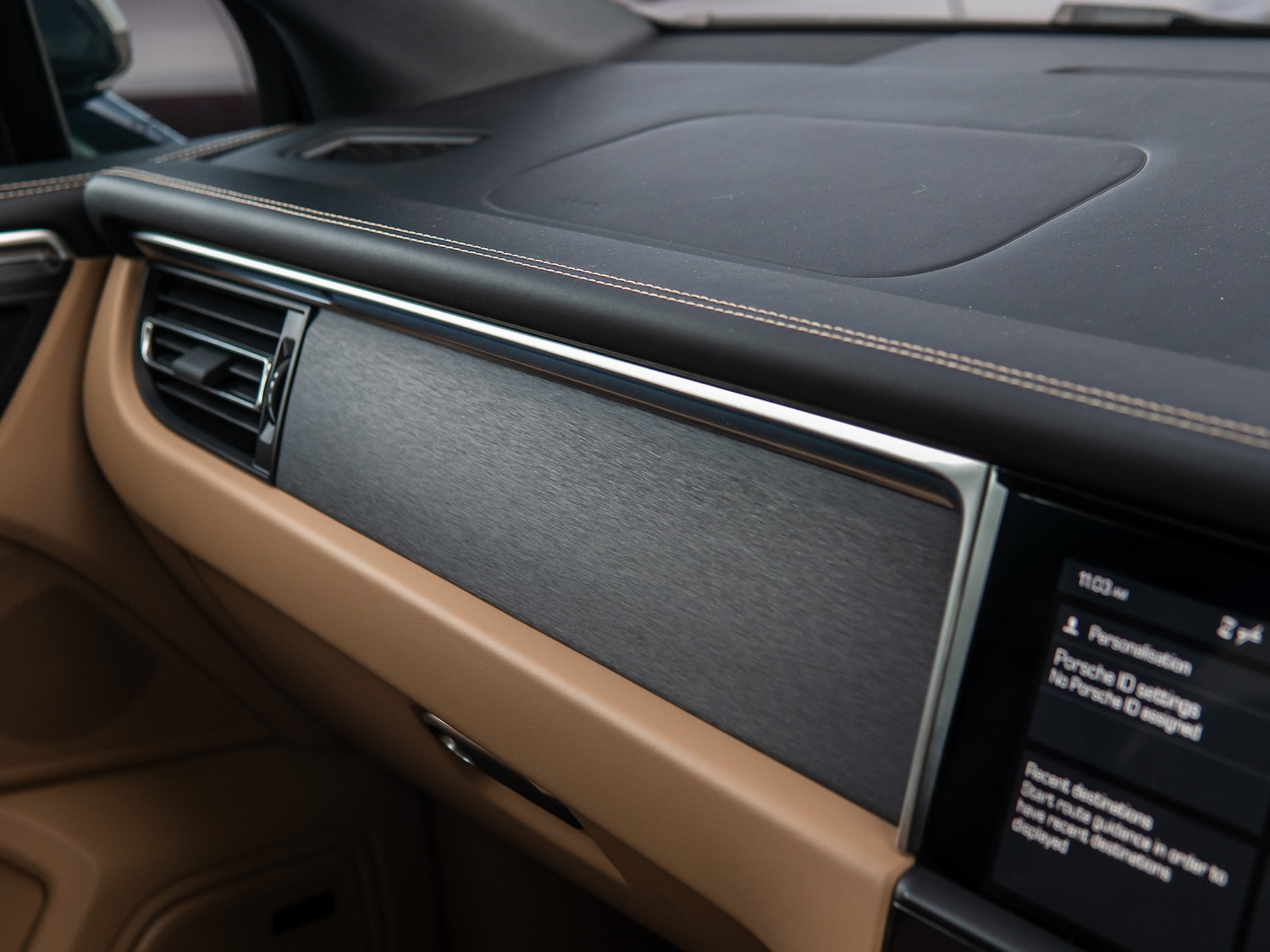 Used Porsche Macan 2023 for sale - 78002280: Photo 11