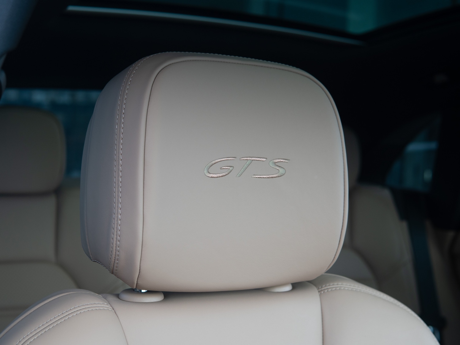 Used Porsche Macan 2023 for sale - 78002280: Photo 12