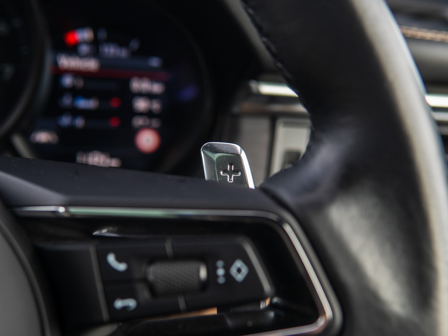 Used Porsche Macan 2023 for sale - 78002280: Photo 21