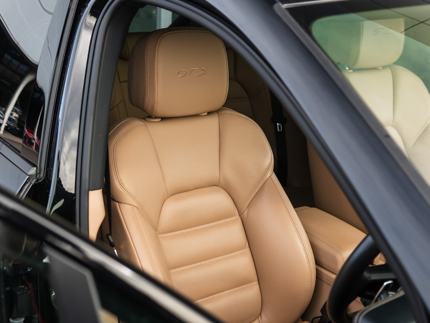 Used Porsche Macan 2023 for sale - 78002280: Photo 7