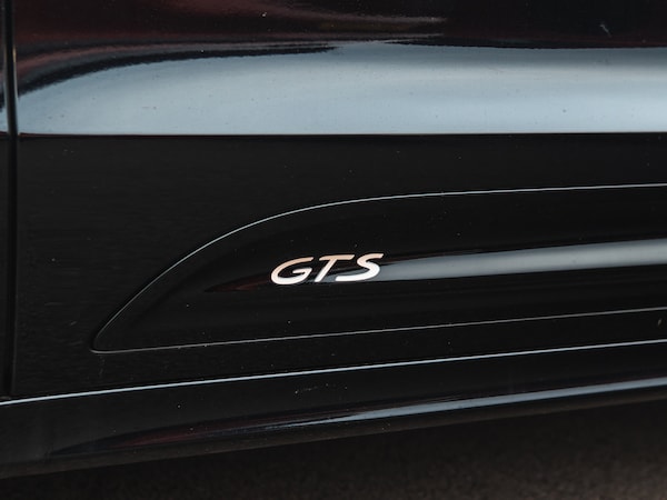 Used Porsche Macan 2023 for sale - 76162537: Photo 14