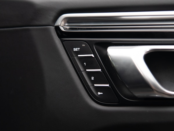Used Porsche Macan 2023 for sale - 76162537: Photo 20