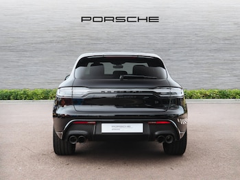 Used Porsche Macan 2023 for sale - 76162537: Photo 4