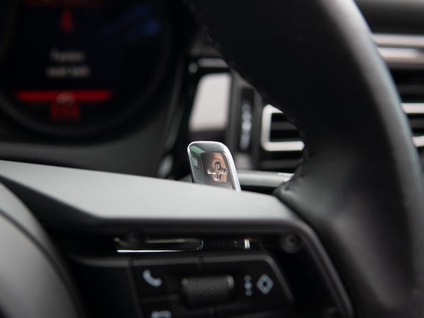 Used Porsche Macan 2023 for sale - 76162537: Photo 7