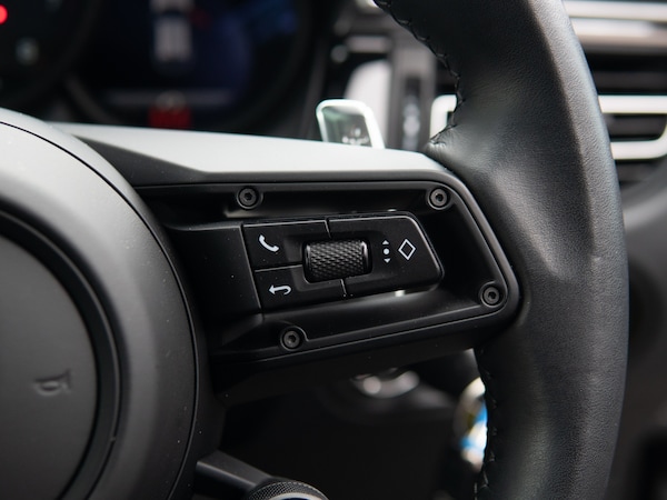 Used Porsche Macan 2023 for sale - 76162537: Photo 8