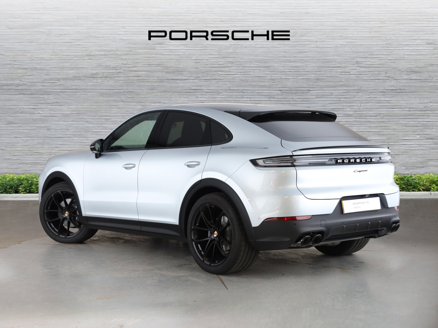 Used Porsche Cayenne 2025 for sale - 77905637: Photo 2