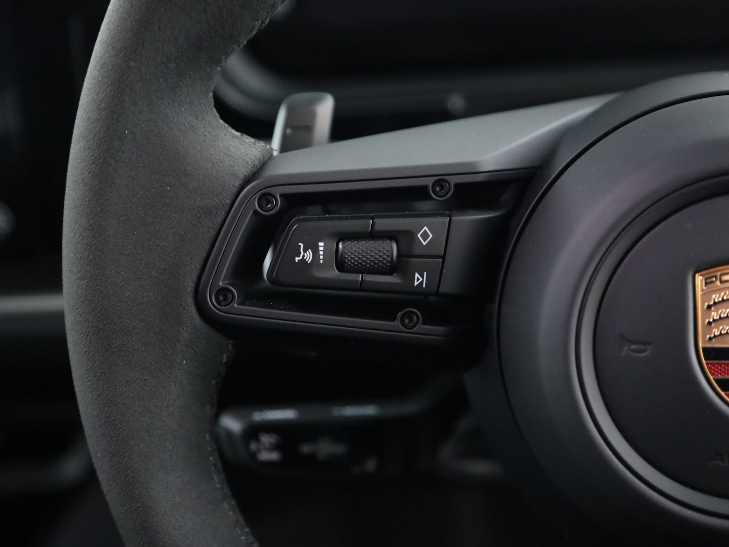 Used Porsche Cayenne 2025 for sale - 77905637: Photo 24