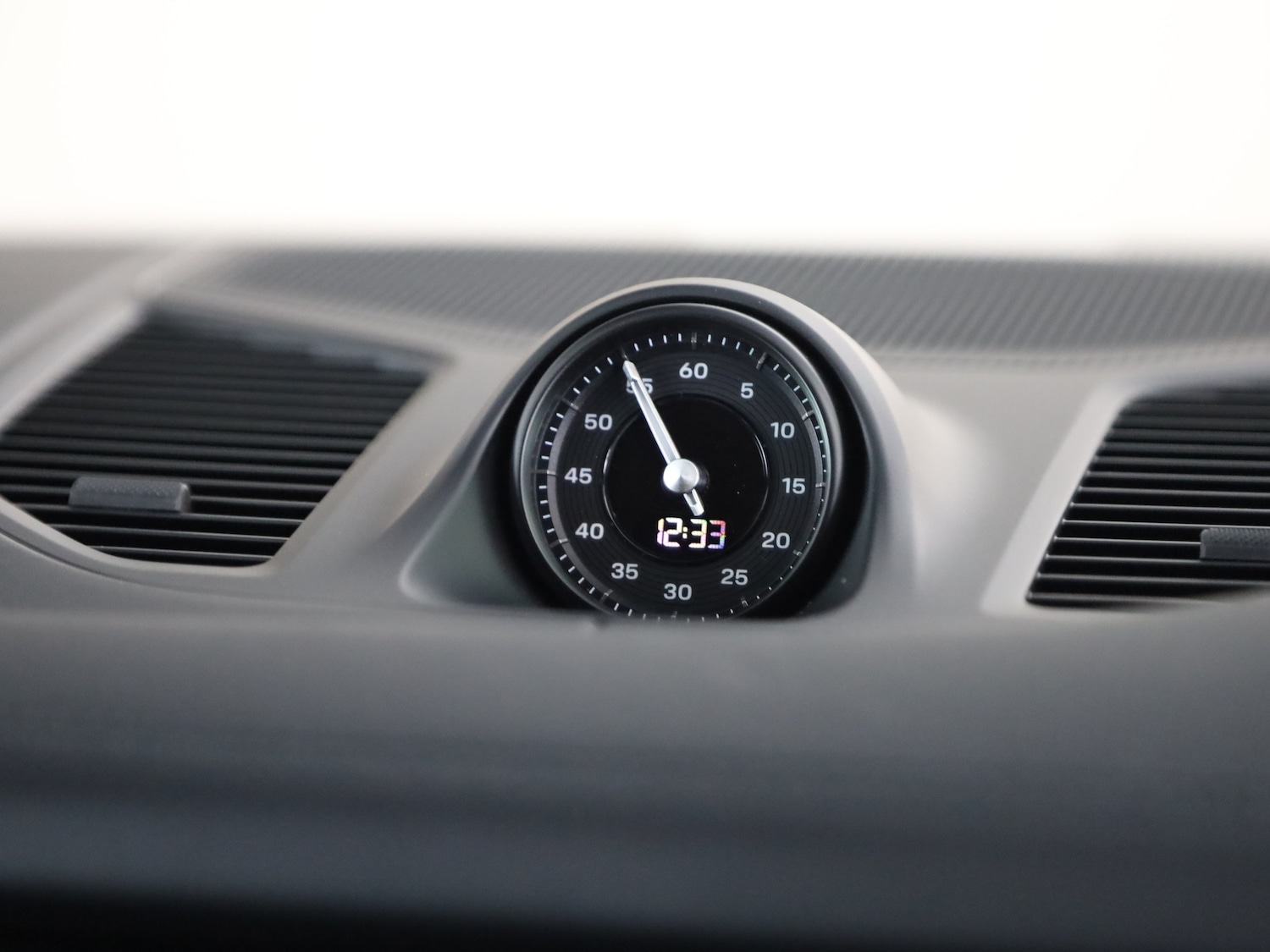 Used Porsche Cayenne 2025 for sale - 77905637: Photo 27