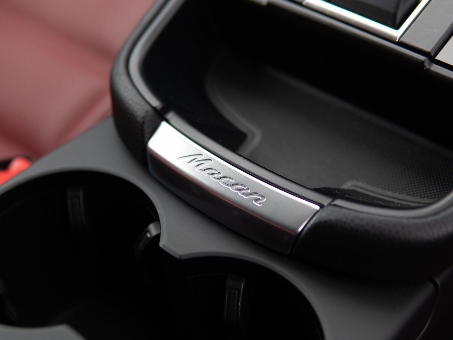 Used Porsche Macan 2023 for sale - 76197123: Photo 13