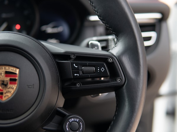 Used Porsche Macan 2023 for sale - 76197123: Photo 24