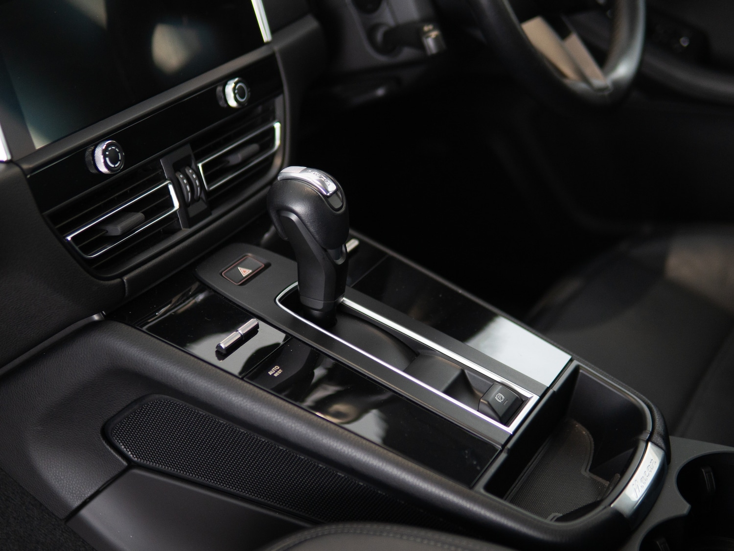 Used Porsche Macan 2022 for sale - 77421653: Photo 26