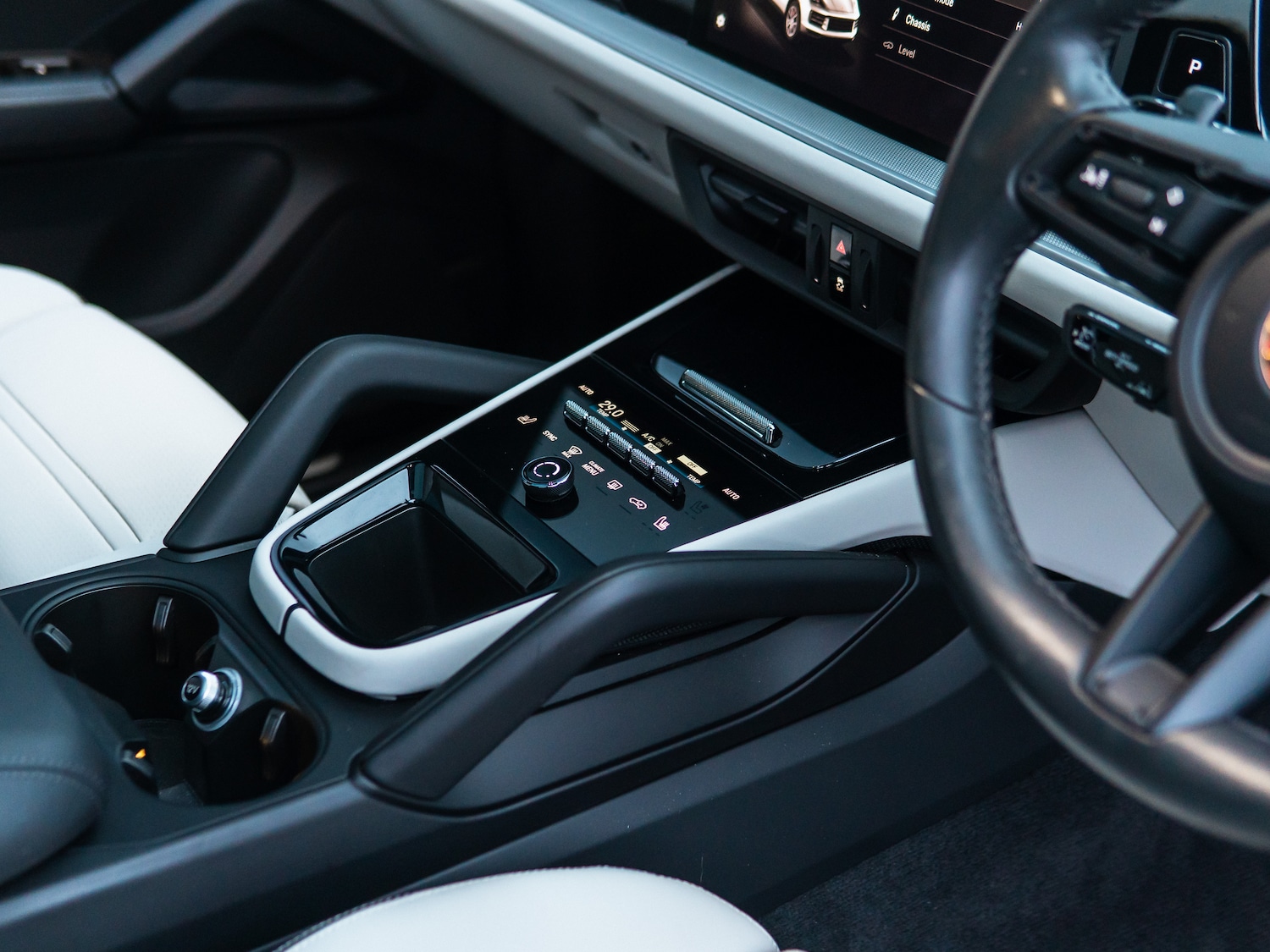 Used Porsche Cayenne 1969 for sale - 77262828: Photo 11