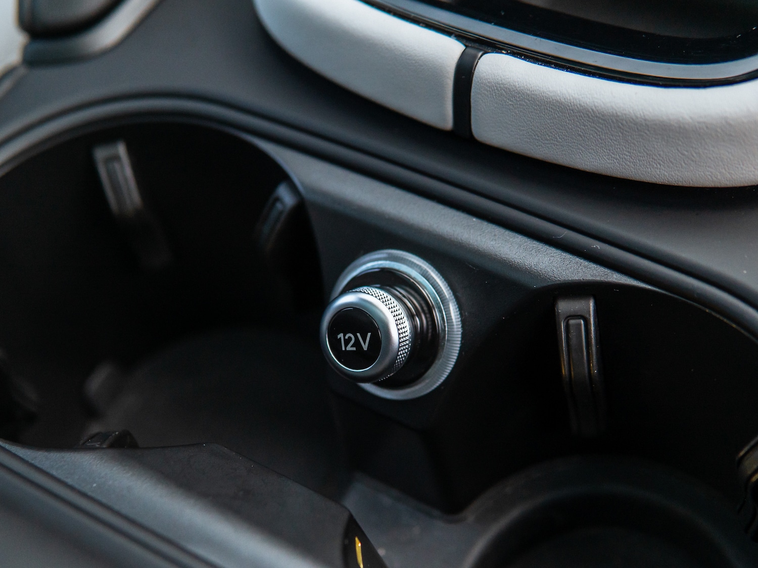 Used Porsche Cayenne 1969 for sale - 77262828: Photo 32