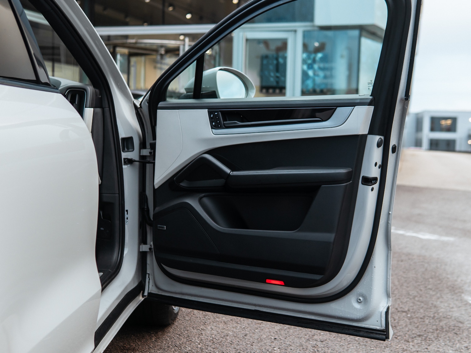 Used Porsche Cayenne 1969 for sale - 77262828: Photo 9