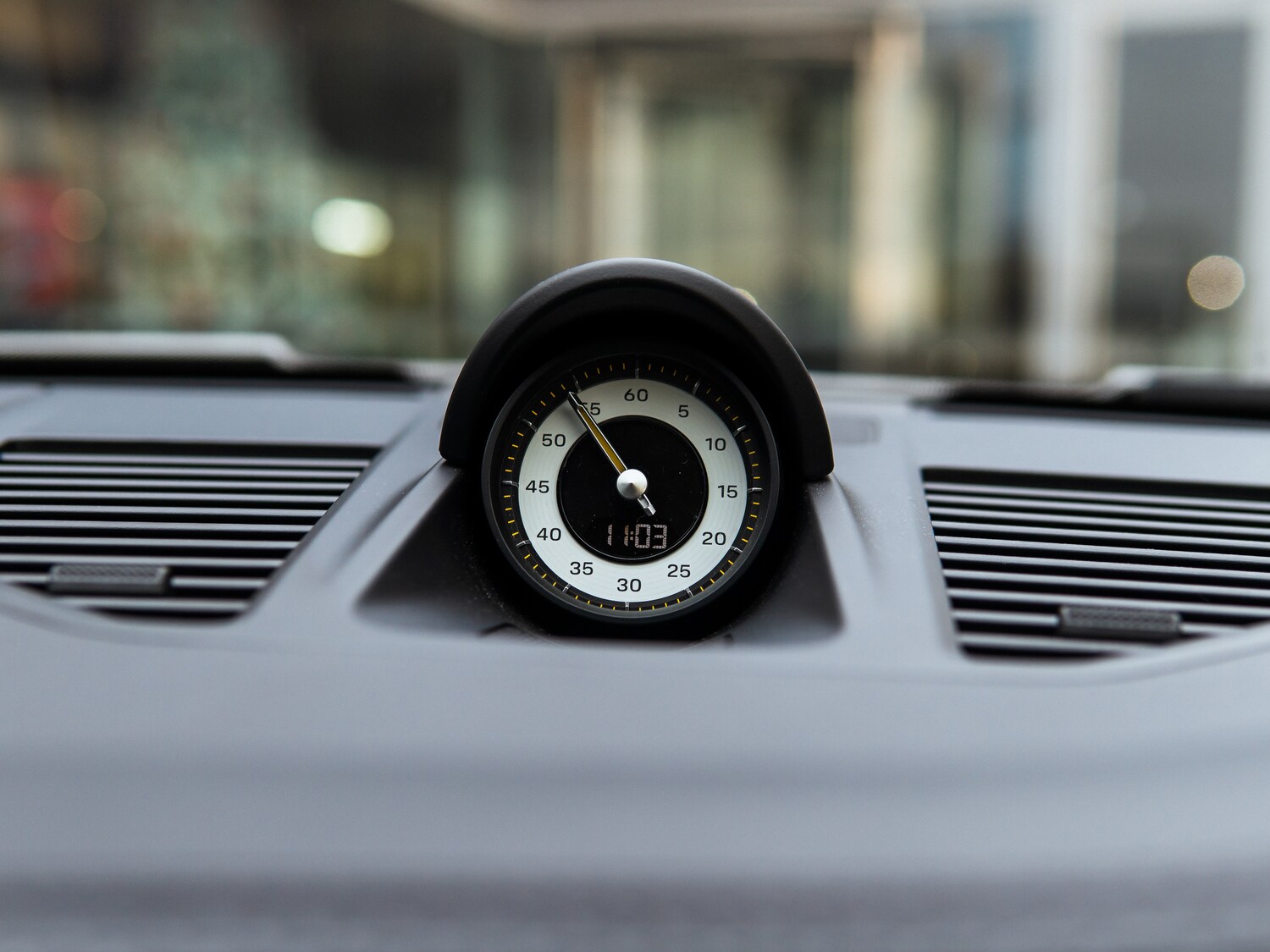 Used Porsche 911 2023 for sale - 76949726: Photo 14